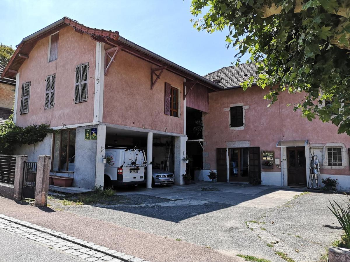 Maison Maliga J&G House Saint-Pierre-de-Curtille Zewnętrze zdjęcie