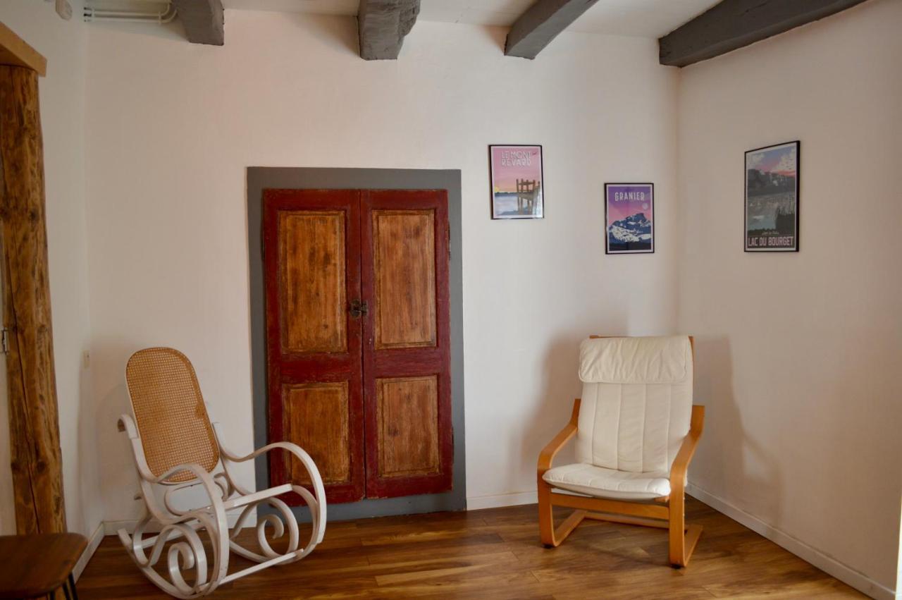 Maison Maliga J&G House Saint-Pierre-de-Curtille Zewnętrze zdjęcie